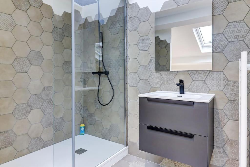 La Cambuse Topdestination-Bourg - Centre Ville - Classe 3 Etoiles 외부 사진